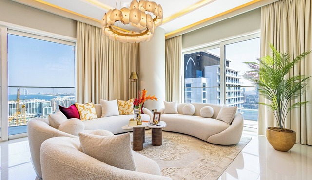 Designer 2BR | Grand Bleu | Waterfront Views