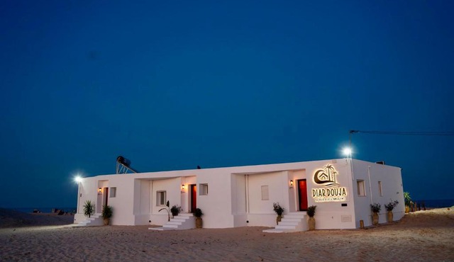 Diar Douja - Beach front Resort Tazerka