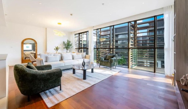Elegant 3BR with Maids Room City Walk Dubai