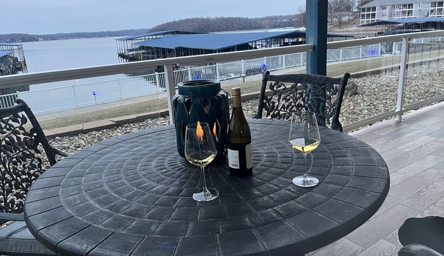 End Unit Condo - Gorgeous First Tier Lake View in Gravois Mills