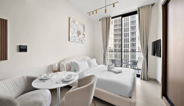 FIRST CLASS | Studio | Touch of Luxury & Comfort