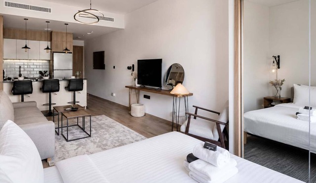 Free housekeeping visits during your stay - StayShort - JVC Apartment with Private Balcony Sleeps 4