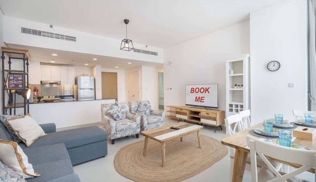 Free housekeeping visits during your stay - StayShort - Cozy 2BR Retreat in Dubai South Near Expo City