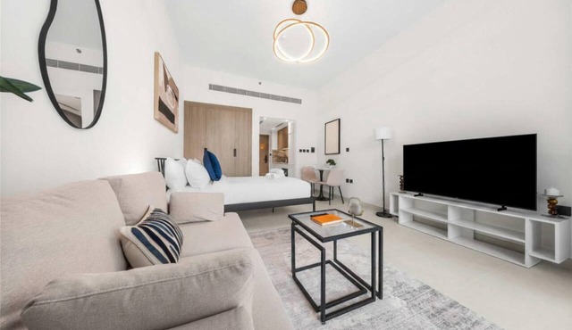 Free housekeeping visits during your stay - StayShort - Comfortable Studio Stay in Arjan Sleeps 2 with Balcony