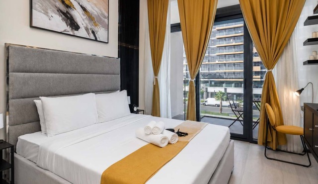Free housekeeping visits during your stay - StayShort - Modern Studio in Azizi Riviera 46 Sleeps 2
