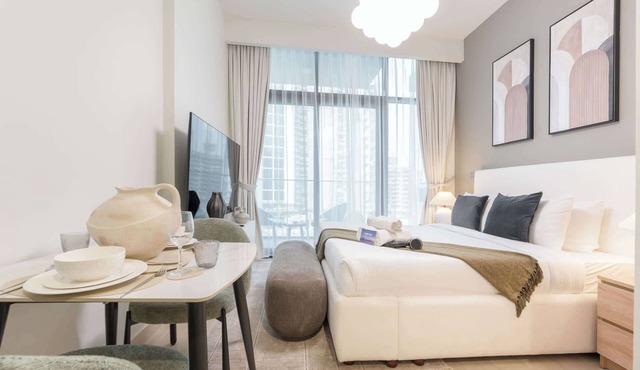 Free housekeeping visits during your stay - StayShort - Apartment in Meydan sleeps 2 with Private Balcony!