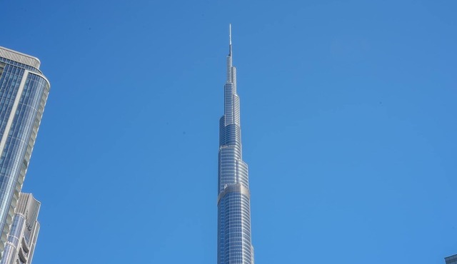 Full Burj Khalifa View, High-End 3BR plus Maids