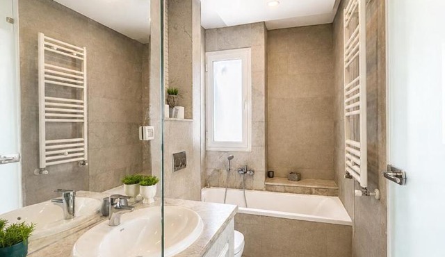 Gammarth Luxury Retreat with Private Pool S 31 in Gammarth