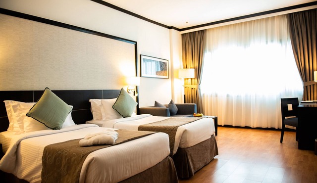 Grandeur Hotel