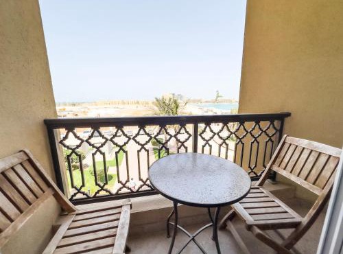 Hala Holiday Homes- Bab Al Bahr Residence, Al Marjan Island