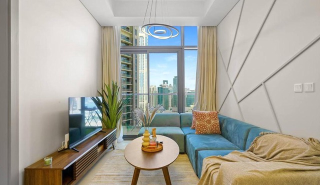 High-Floor 2BR in Aykon City Spacious, Good View