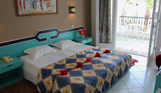 Hotel Emira