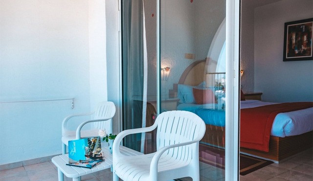 Hotel Kanta Resort & Spa