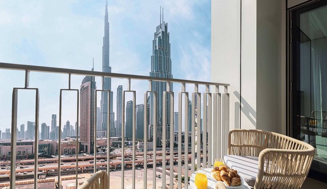 Iconic Burj Khalifa View | 5 mn Walk to Dubai Mall