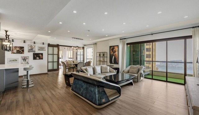 JBR Bahar Beach Views, 4 beds