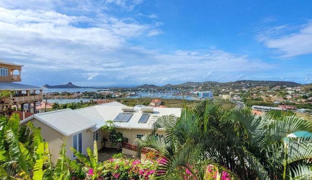 Jolly Day Villa enjoys sea views in Rodney Heights in Gros Islet