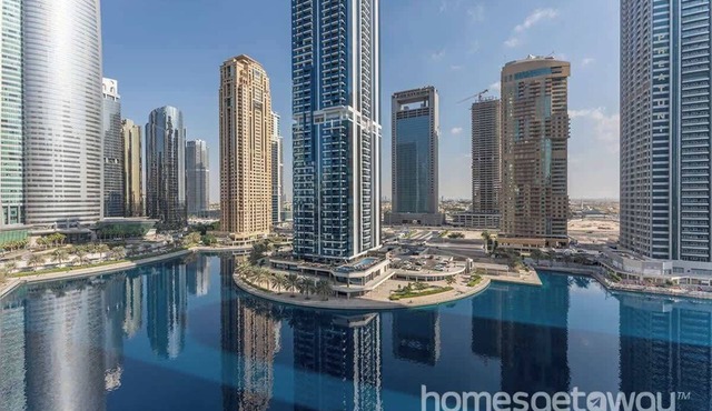 Large 1BR with Lake View in JLT Close to Metro