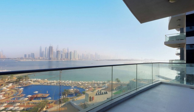 Livbnb - Oceanic - 1BR w/Sea View & Beach Access