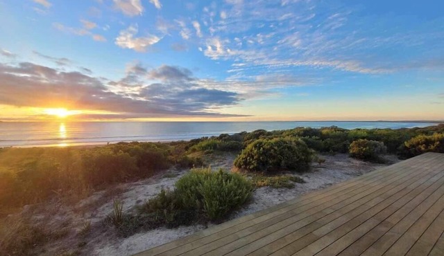 Long Beach Break in Robe