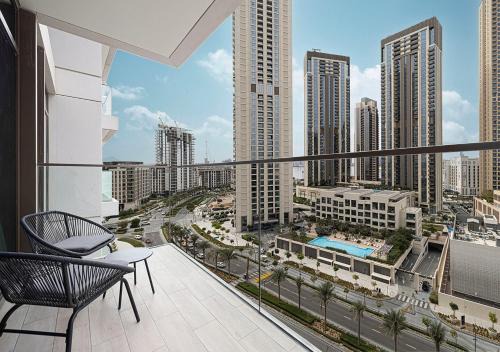Lux 1BR Apartment with Amazing view in Palace Residences Creek Harbor