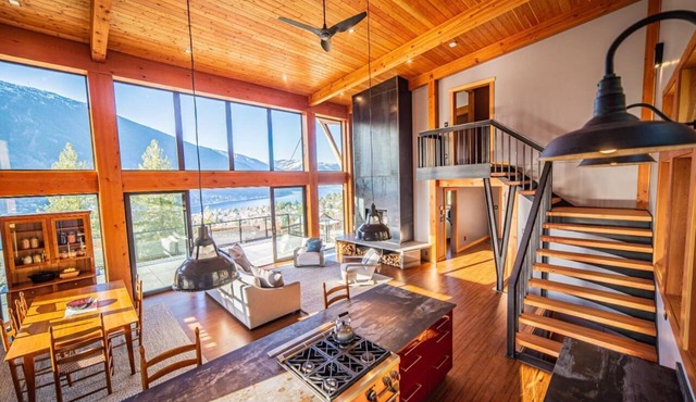 Luxe Modern Timberframe - Iconic Panorama Views Air-Con in Nelson