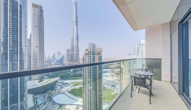 Luxury 3BR + Maid | Full Burj Khalifa View