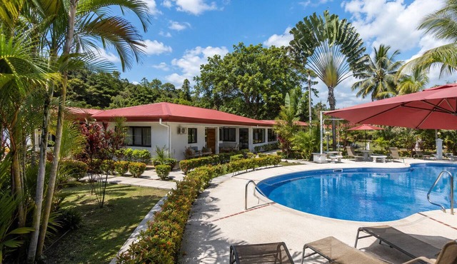 Luxury Beachfront Retreat – 13BR Private Resort with Pool in Jacó in Jaco