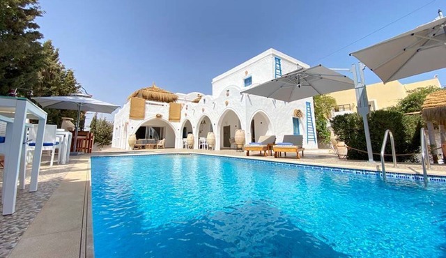 Luxury villa, Djerbian architecture, Swimming pool and Jacuzzi, Sea view