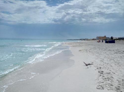 mnakaa beach Appartement Rdc