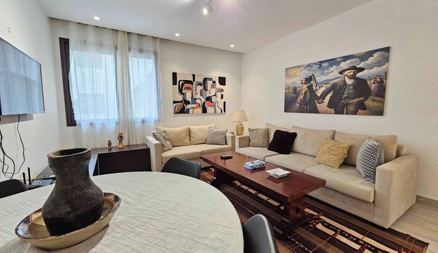 Modern Luxury Apartment in La Marsa, Tunisia - Perfect Getaway