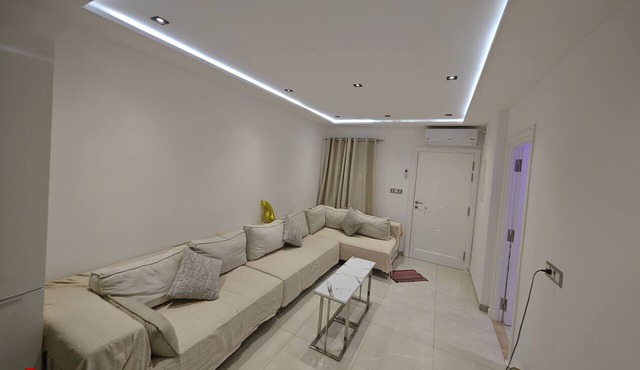 Nabeul: Luxury 4-Bedroom Home by the Sea with 3 Terraces