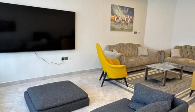 Nas Villa Luxurious Dorm