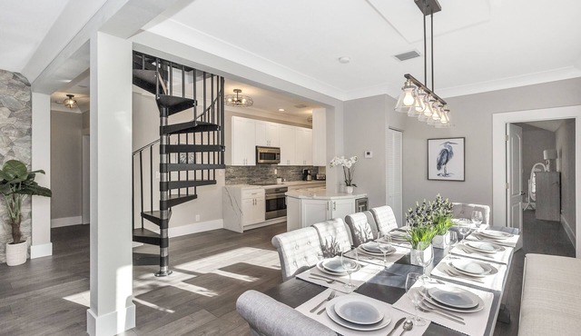 NEW! Next to Las Olas - Heated Pool - 5BR in Fort Lauderdale
