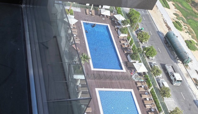 Nice apartment in phenomenal Dubai with fitness room, AC