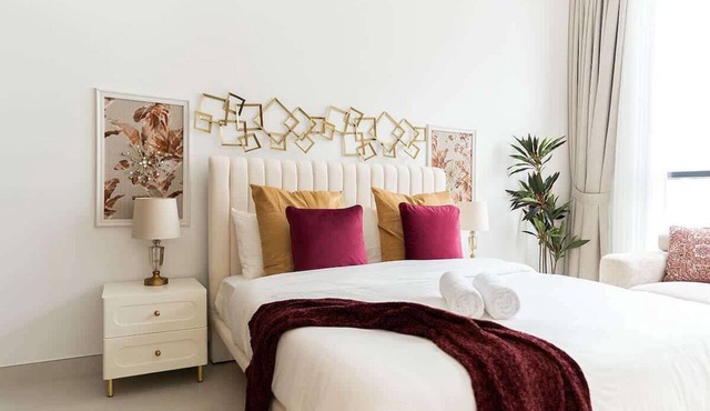 Oceanfront Studio by Blue Bay Walk, Free Parking