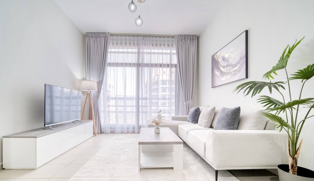 One Bedroom in Oasis with Chic Furnishing