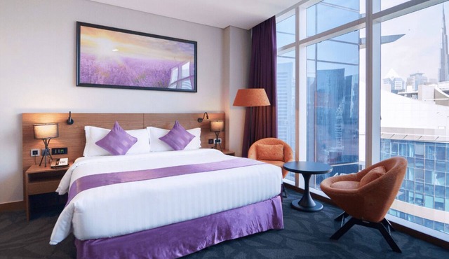 Park Regis BB | Deluxe City View | Dubai Canal Promenade Nearby, Pool + Spa