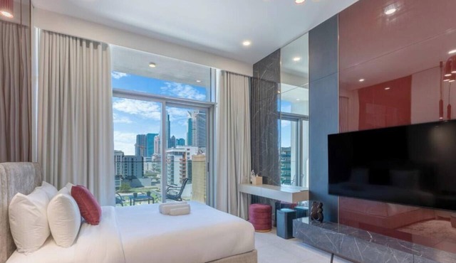 Premium Studio l near Museum of Future and Metro