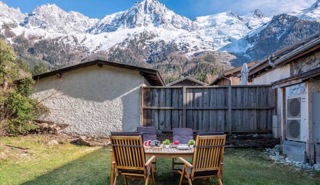 Pretty loft with view of Mont Blanc & glacier in Chamonix-Mont-Blanc