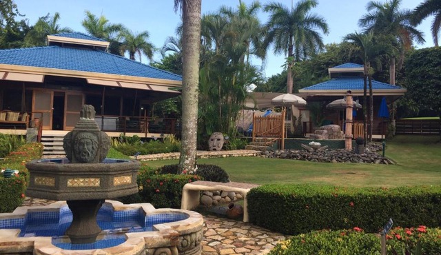 PRIVATE Ocean Estate Tango Mar Resort Tambor 3 dwellings 15 people in Tambor