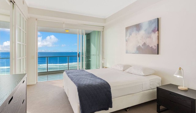 Reflections On The Sea Unit 1501a On Coolangatta Beach, Ocean and Coastline views with Wi-Fi Inc. in Coolangatta
