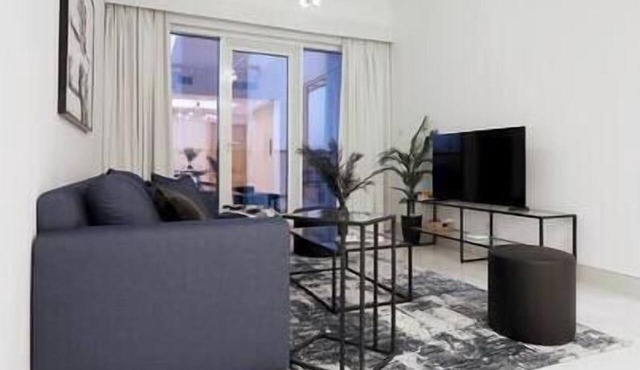 Renovated Apt WFast WiFi Near Dubai Airport