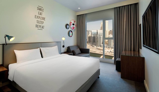 Rove Dubai Marina