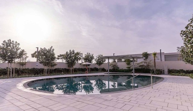 Seaside Hills Apartment W Sea Views & Pool Access