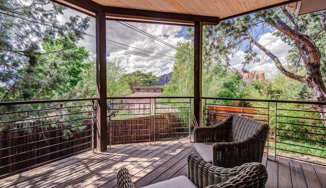 Sedona Vortex Vista: A spacious 3-bedroom retreat with stunning red rock views. in Sedona