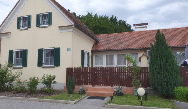 Sonniges Ferienhaus in Wagerberg by Interhome in Bad Waltersdorf