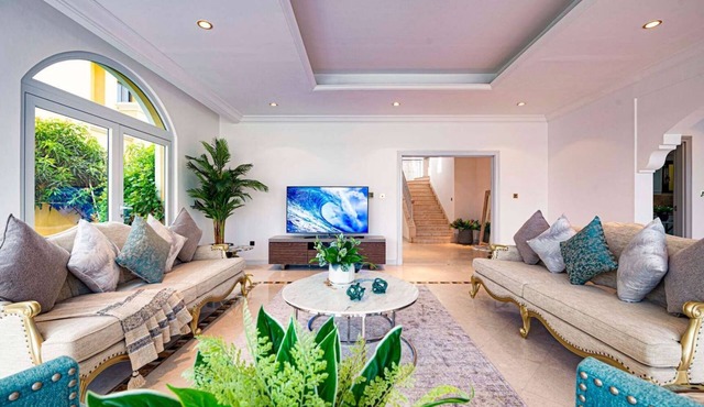 Spacious 7-bedroom villa with AC and WiFi in welcoming Dubai
