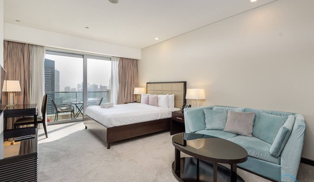 Spacious Studio in The Address Residences Dubai Marina by Deluxe Holiday Homes