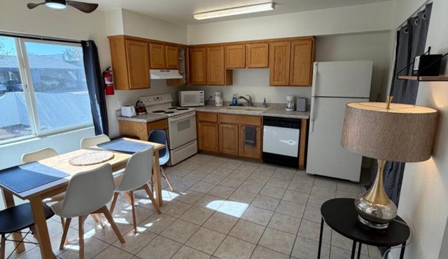 Spring Training Special Comfy 3 Bedroom in Phoenix