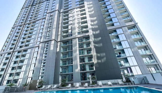 STAY BY LATINEM Luxury 1BR Holiday Home CV A103 near Burj Khalifa